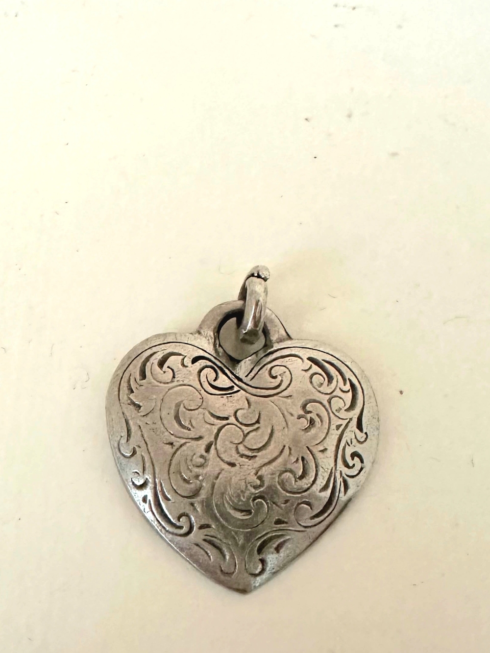 Danforth Florentine Heart Pewter Zipper Pull or Pendant